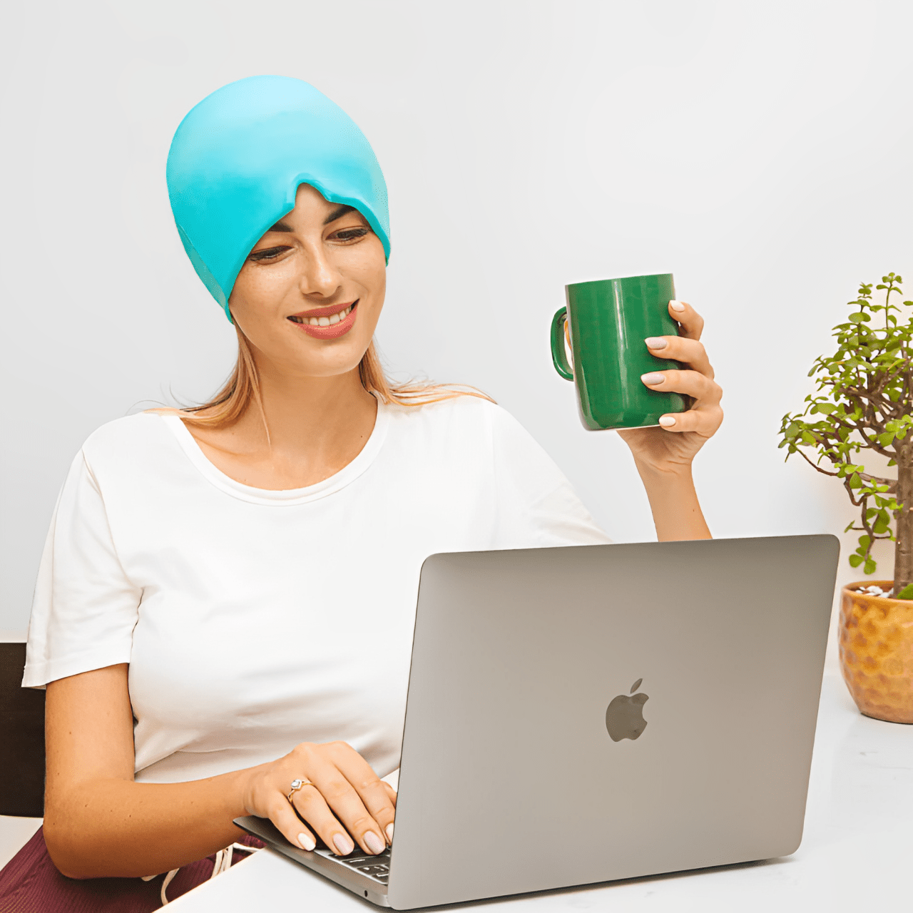 Bonnet Migraine IceRelief Bleu – Vue principale du bonnet gel froid